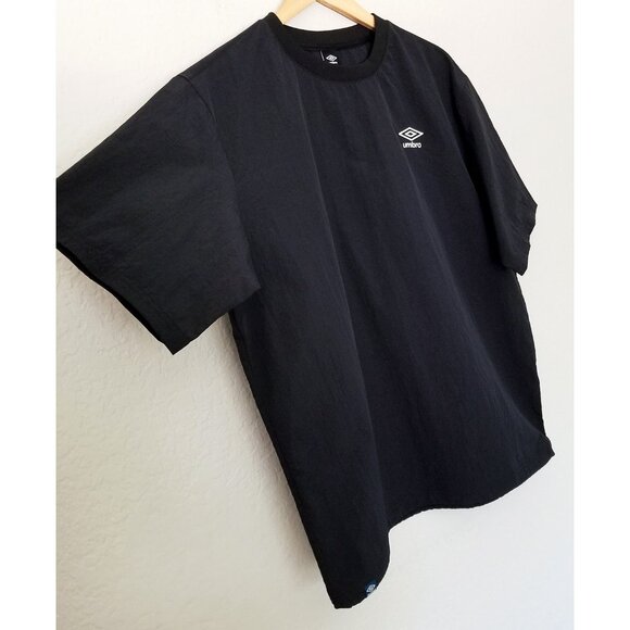 NEW Umbro Men's L Classic Short Sleeve Piste Nylon Top Black Athleisure Sporty - Picture 15 of 16
